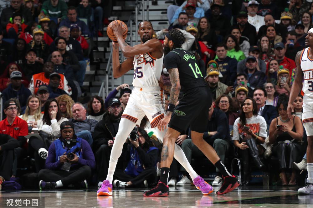 配合球队的 配合球队的